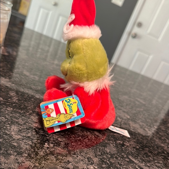 Dr. Seuss Grinch Small Beanie Plush with Red Santa Hat NWT - Picture 5 of 14